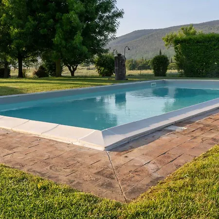 Monteriggioni Suite *