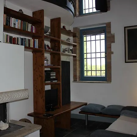 Monteriggioni Suite *