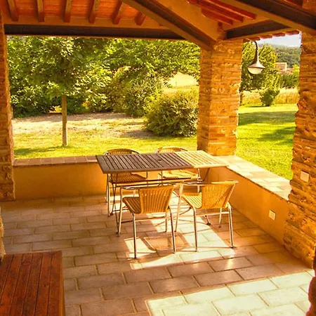 Monteriggioni Suite Tatil Evi *
