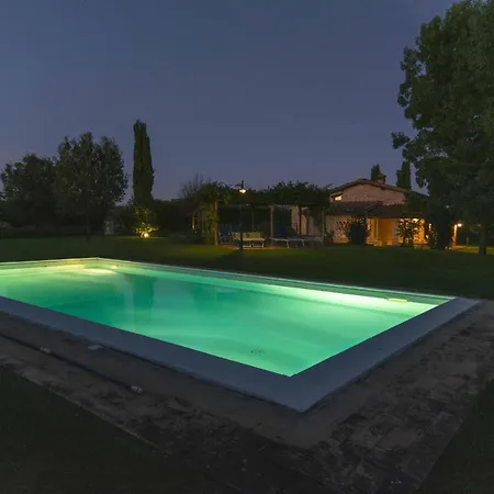 Monteriggioni Suite Holiday home Monteriggioni