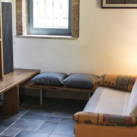 Monteriggioni Suite *